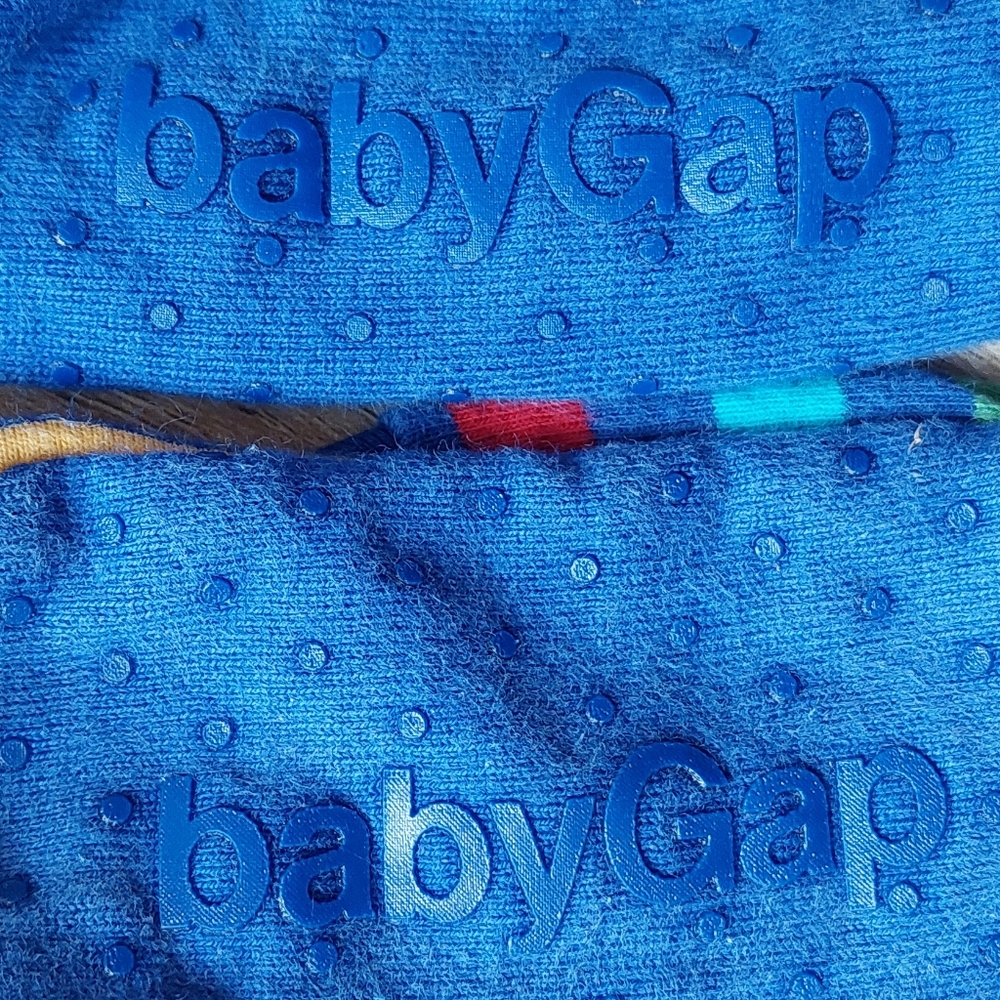 Gap vguc striped footed pajamas size 4 & 5 - Picture 13 of 16